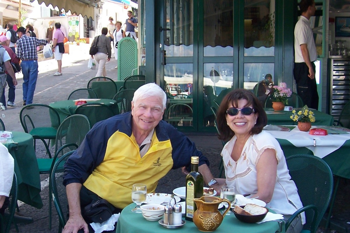 9 senior women comment on senior women sharing senior dating&nbsp;expenses